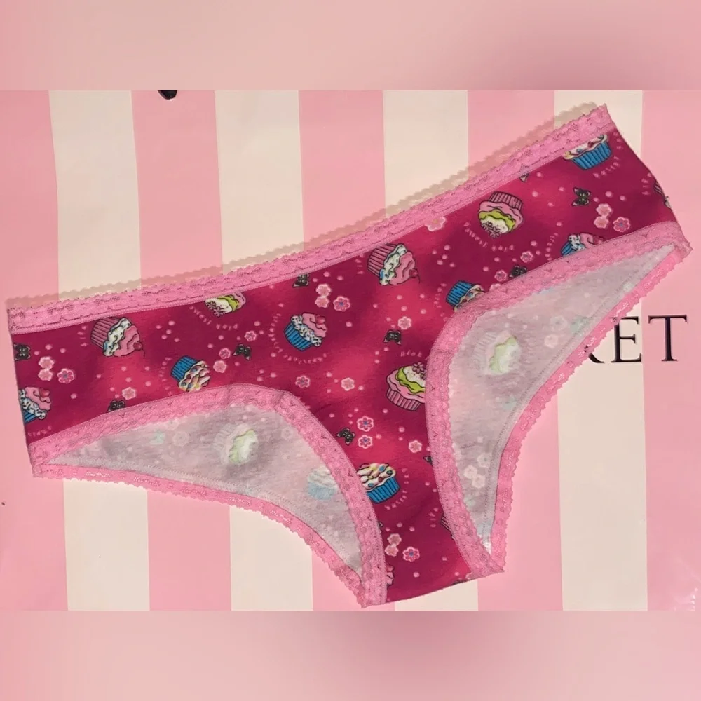 New Vintage Victoria’s Secret Panties cotton hipster low rise lace hipster Y2K